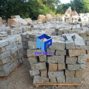ĐÁ CHẺ XÂY MÓNG NHÀ