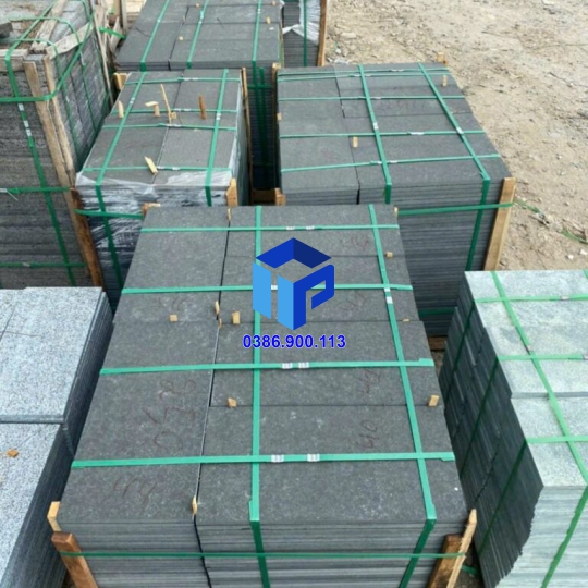 ĐÁ BAZAN ĐEN KHÒ LỬA LÁT SÂN CAO CẤP
