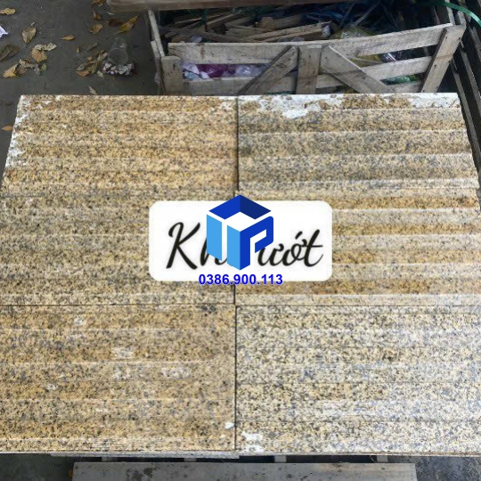 đá chạy chỉ dẫn hướng cpc vàng 30x60 