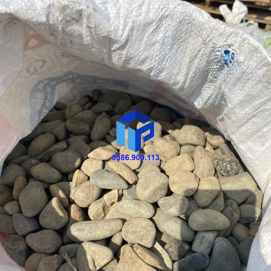 Sỏi đen tự nhiên