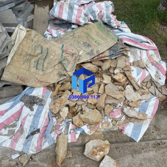 ĐÁ RỐI CHẺ BAO ÁNH KIM