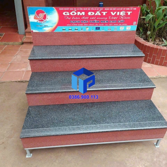 Gạch bậc tam cấp đất việt