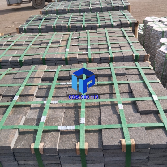 ĐÁ BAZAN ĐEN KHÒ LỬA LÁT SÂN CAO CẤP 15x30