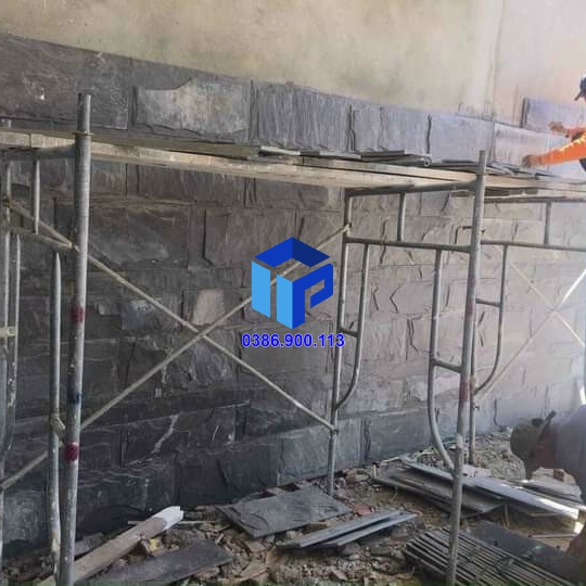 ĐÁ LÁT SÂN TẨY XANH ĐEN 30×60