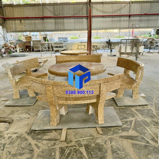 BÀN GHẾ ĐÁ TỰ NHIÊN SÂN VƯỜN 